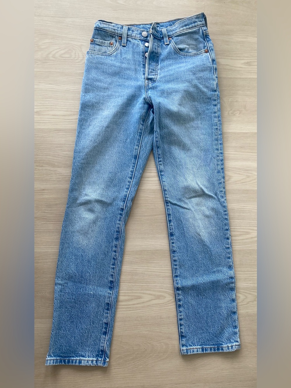 Levi’s W24 L30 501 straight leg light blue thick denim new condition